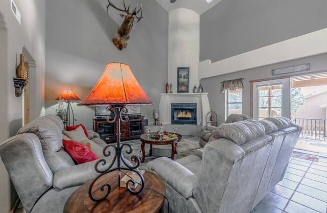 Out of Bounds:Alto Luxury Pueblo/ Views/Alto CC