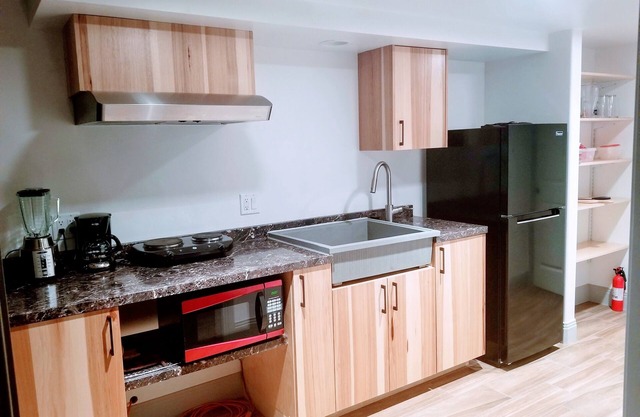 Outdoor Enthusiast Lodge with quick easy access to 5 ski resorts