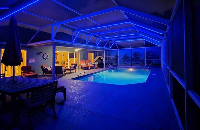 Outdoor Fun at the Pool + 2 Golf Carts!