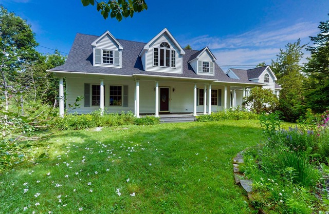 Owls Head Oasis by Crocket's Beach | House in Owls Head