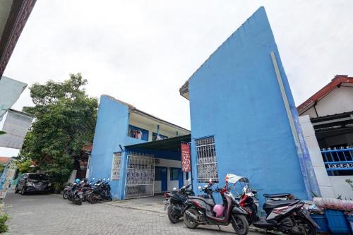 OYO Life 90523 Homestay Jenggolo