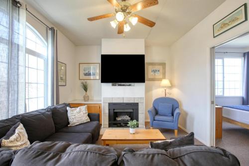 Pacific Plaza #306 - Ocean View - 1BdrmD-2Q