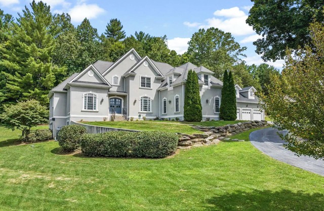 Palatial 8BR: Pool/ Spa/ Cinema/ Indoor Pickleball, Sleeps 24+