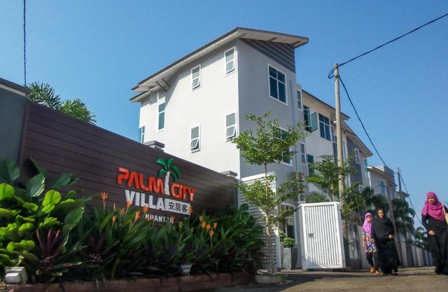 Palm City Villa