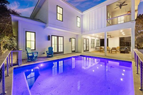 PALM2905: 2905 Palm Blvd.