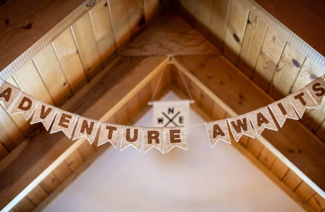 Panorama Chalet - Hot tub & Pool Table in Christmas Valley!