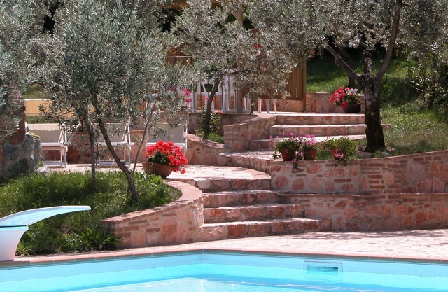 Villa panorámica, con picina privada, en un parque natural.