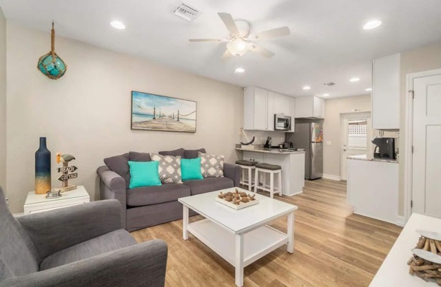 Paradise Palms Eco-Friendly 101 w/Private Patio