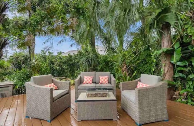 PARADIZE FOR EQUESTRIAN LOVERS