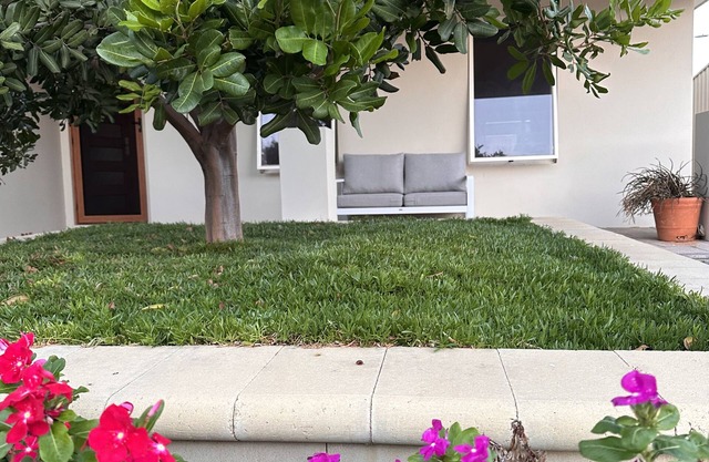 Park Beach Home theatre. Your peaceful & relaxing family home away from home.