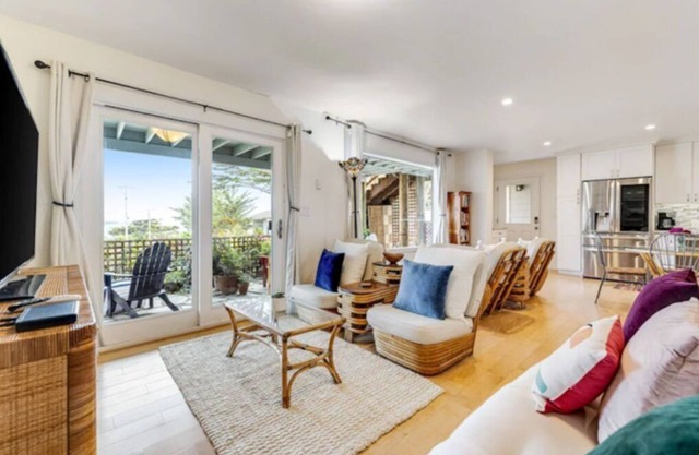 Park & Harbor Views, Spa, Fire Pit & Ocean Access