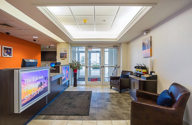 Motel 6 Grand Island, NE