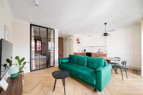 Park Praski Superior Apartment by BookingHost