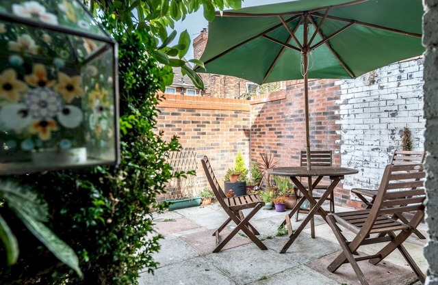 Pass the Keys | 2 Bed Charming Home by Sefton Park, Liverpool