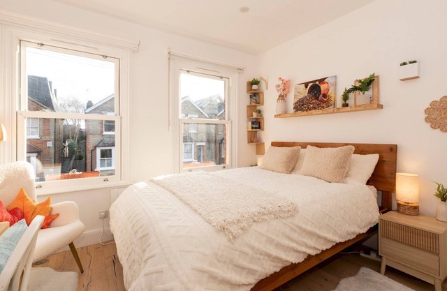 Pass the Keys | Beautiful, Zen 1 Bed Home, free parking - Kingston