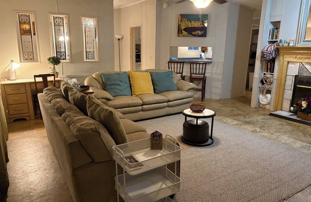 Paula's Place - A property with large lot, fully gated for family fun