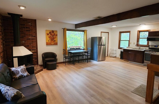 Peaceful 4BR Home in the Forest Near Killington Ski Resort