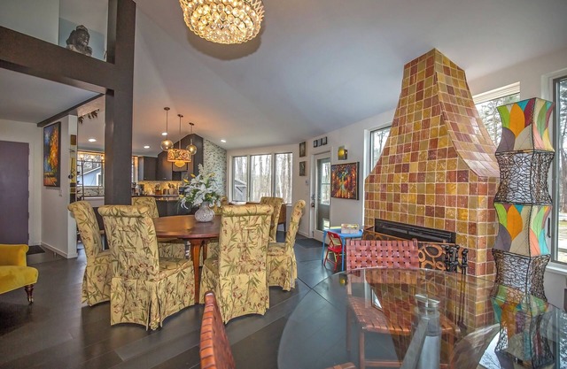 Peaceful Compound Perfect for Groups 12 Minutes from Great Barrington!