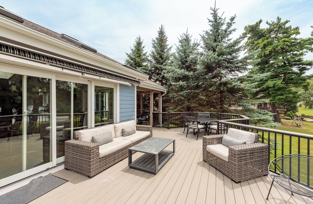 Peaceful Cove Stay w/ Foosball & Hot Tub