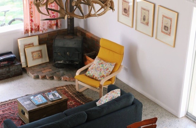 Peaceful farm retreat near Orange; come and cook, rest and explore.