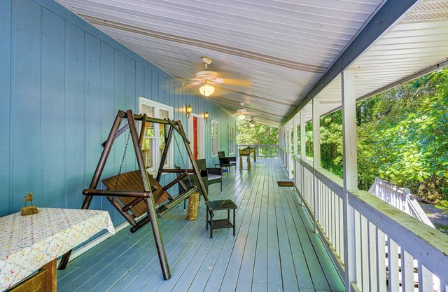 Peaceful Harrison Home w/ Porch & Grill!