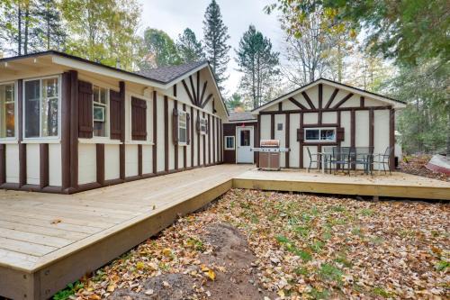 Peaceful Nature Escape on Little Portage Lake!