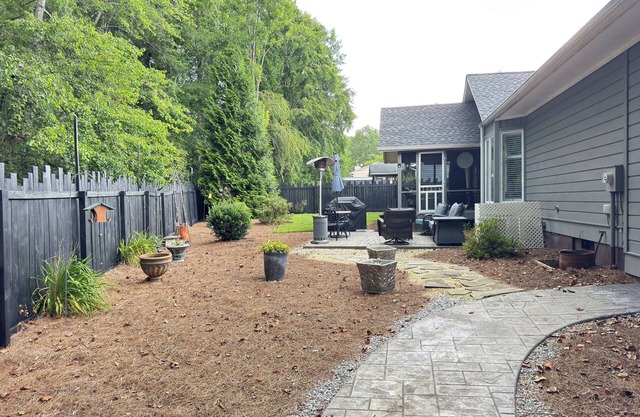 Peaceful, newly renovated 3 bedroom home located near the Blue Ridge Mountains