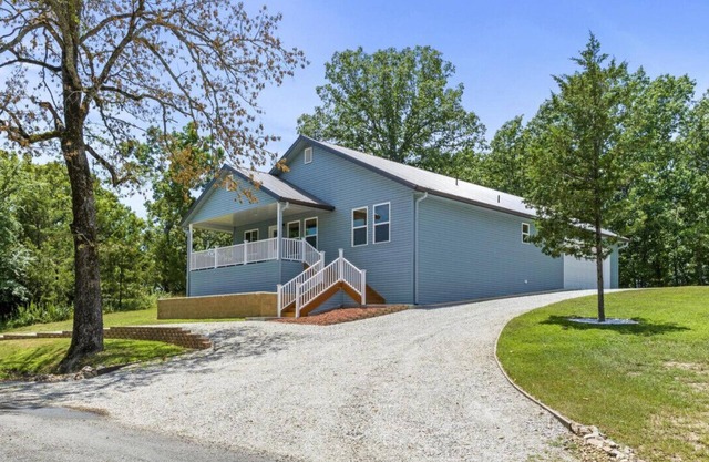 Martha`s Lakeview Ranch