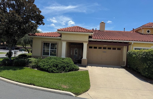 Peaceful Villa in lovely Lady Lake - The Villages Spanish Springs!