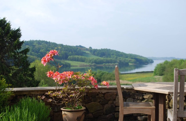 Peak District Luxury Cottage, WiFi, impresionantes vistas al lago sobre Carsington