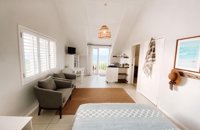 Pebbles Beach Cottage