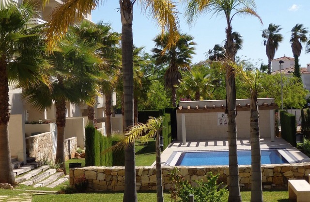 Retiro Pego con piscina compartida