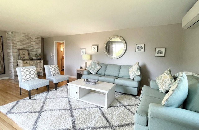 Penobscot View, 4 bedroom home in Rockland Maine