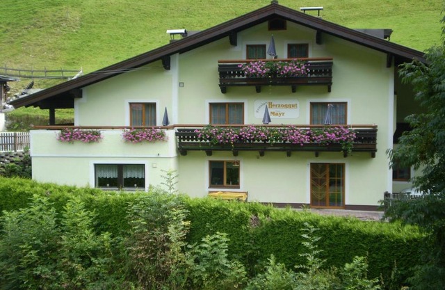 Pension Herzoggut