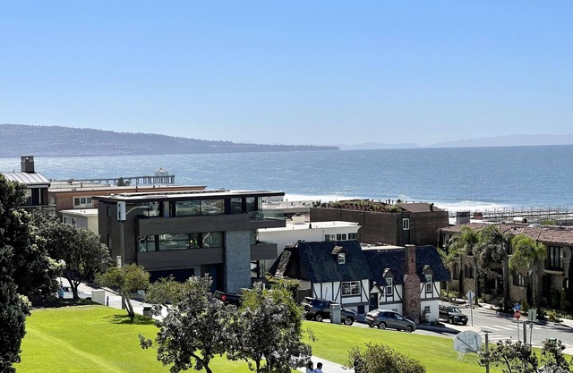 Penthouse with A+++ Ocean/Park View and Terrace
