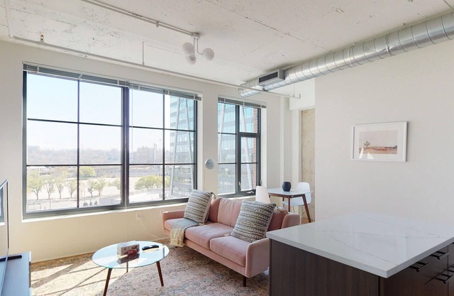 Perfect 1BR at The Foundry Near Dtwn DC + Metro