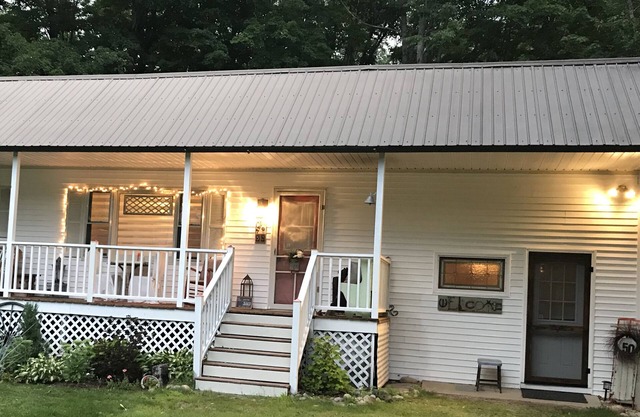 ¡Acogedor rancho, a pasos del río Saco y un viaje rápido a Attitash!