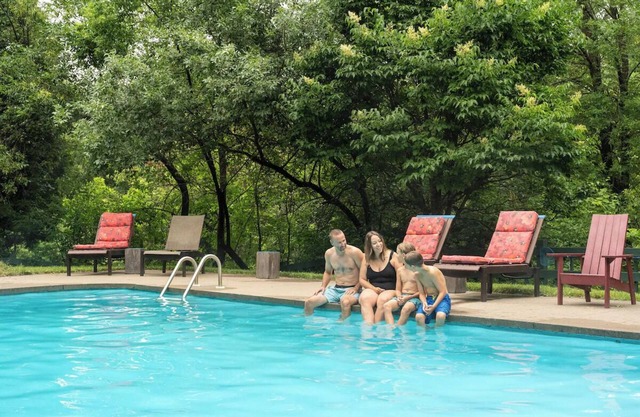 Perfect Eco-Conscious Retreat w/Wellness & Fireplace, Surrounded by Nature