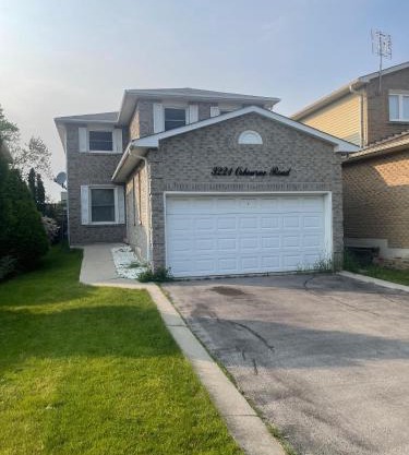 Perfect Friends & Family Getaway - Spacious 3BR with Backyard