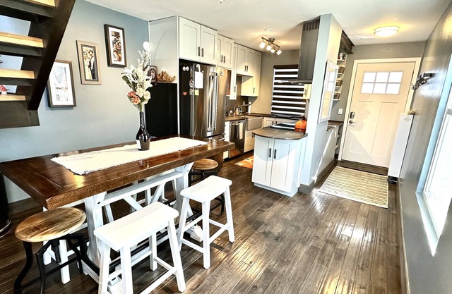 Perfect location!! Close to CU and Pearl St. Mall