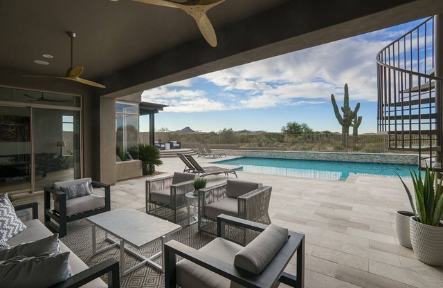 Perfecto Scottsdale Resort Home con privacidad y una vista!