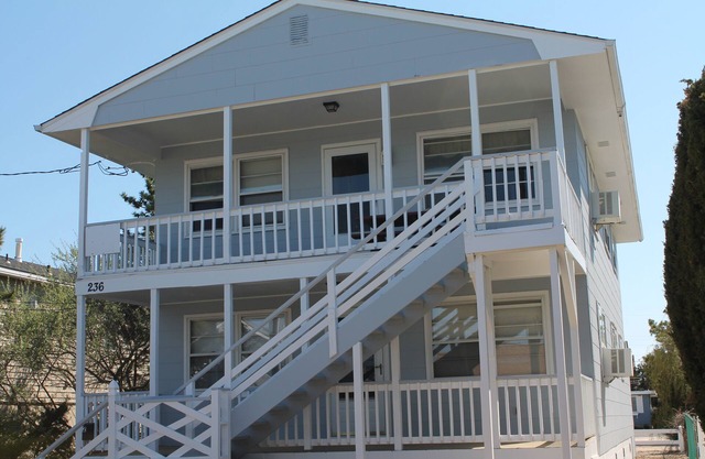 Perfecto lugar de vacaciones de verano en LBI NJ (segundo piso)