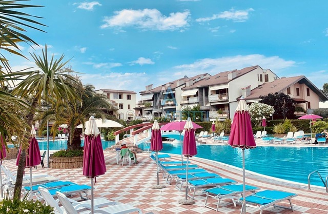 Perla Apartment - 3 piscinas y un bar - Desenzano