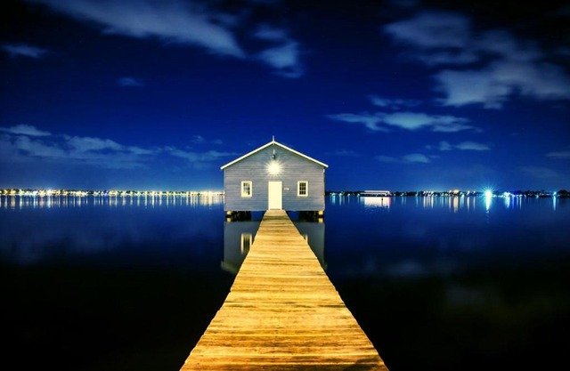 Perth City Retreat - parking, pool, self contained