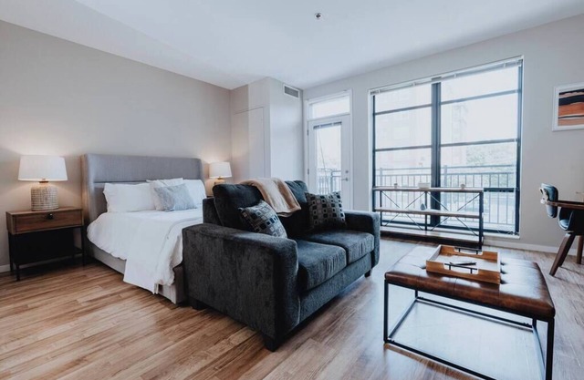 Pet-Friendly Forest Park Studio w/ Pool & WFH Desk