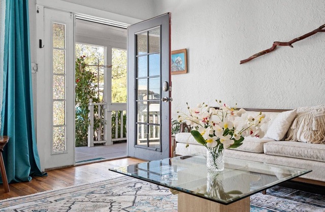 Pet-friendly historic Downtown Phoenix home w/ private yard, BBQ grill, and more