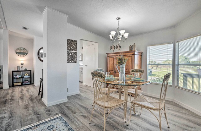 Pet-friendly Home: 10 Mi to Lake Okeechobee!