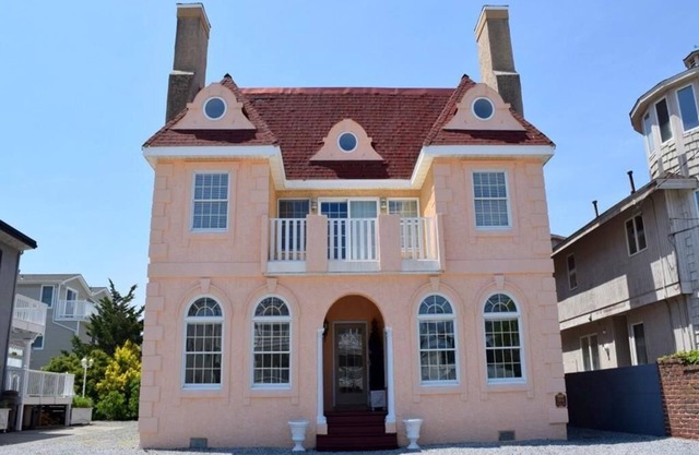 Pet Friendly Home that sleeps 10-12 in Sea Isle City