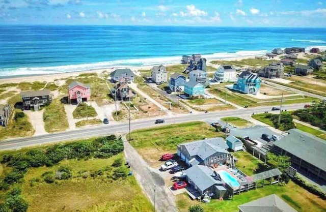 **Pet Friendly** Island Guest House with Pool