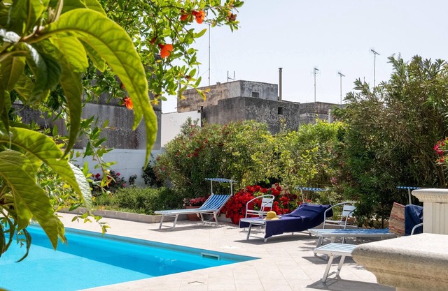 Casa de vacaciones que admite mascotas Casa Papadia - Bilocale Timo con piscina y Wi-Fi